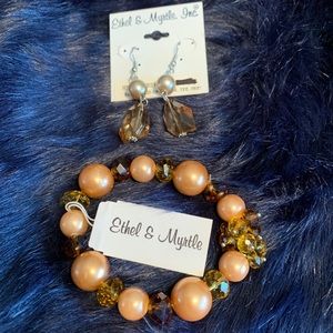 NWT Earring and Bracelet Set